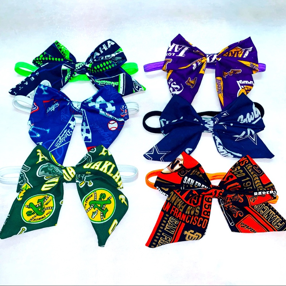 Headband bows